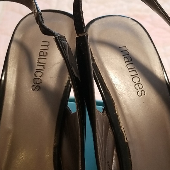 High heeled black sling back shoes.   Sz 10 - Picture 5 of 5